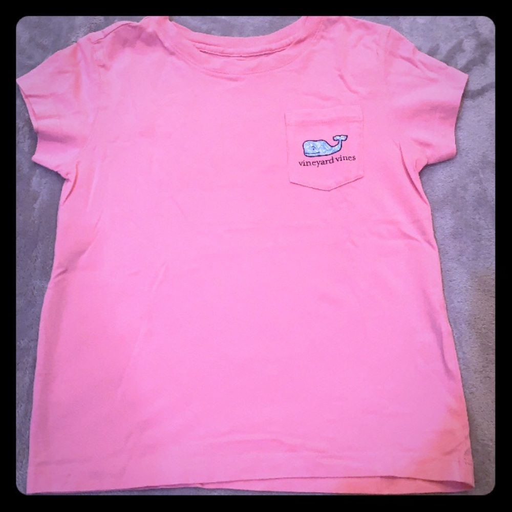 Vineyard Vines shirt. In like new condition.